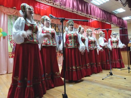 В селе Новое Ильмово провели отчетный концерт «Жемчужины народной культуры и традиций»