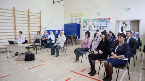 В селе Татарские Шатрашаны состоялась презентация третьей и четвертой книги местного поэта Шаляма Багаветдинова