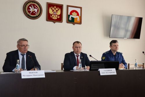 Республиканская комиссия оценила работу по профилактике правонарушений в Дрожжановском районе