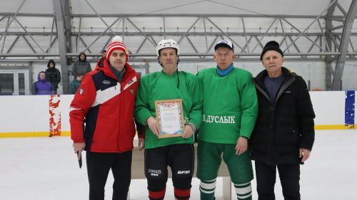 В Дрожжановском районе определили Чемпиона по хоккею среди организаций