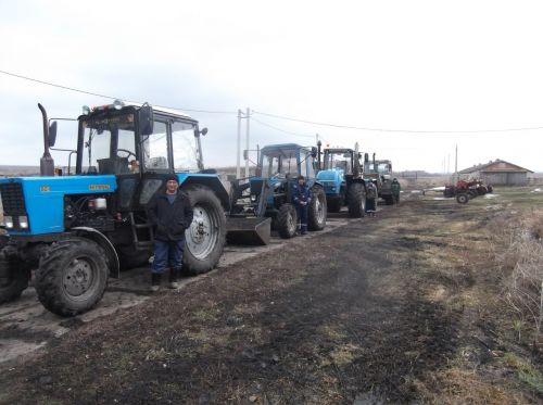 В двух хозяйствах Дрожжановского района завершен техосмотр техники