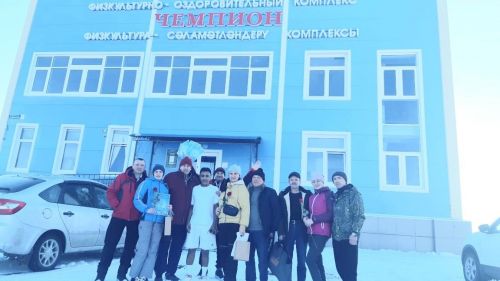 В Дрожжаном состоялся турнир по бадминтону в честь Международного женского дня