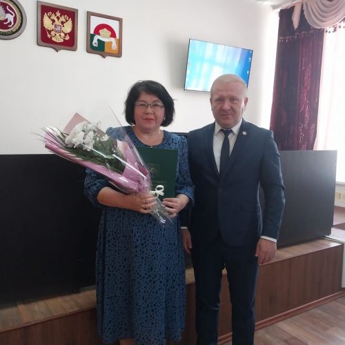 На Дрожжановском деловом понедельнике прошло награждение в честь дня местного самоуправления