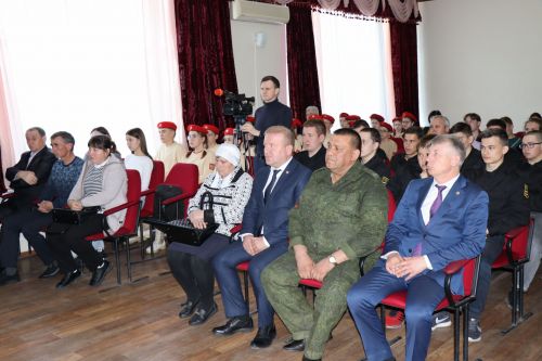 Двоих участников СВО из Дрожжановского района посмертно наградили орденами Мужества