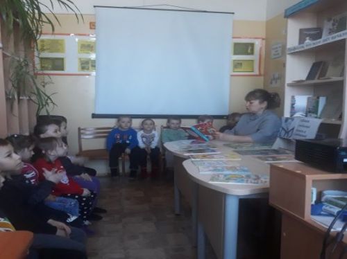В дни весенних каникул в библиотеках Дрожжановского района прошла Неделя детской книги