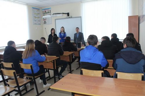 В Дрожжановском техникуме прошел конкурс по автомногоборью среди студентов