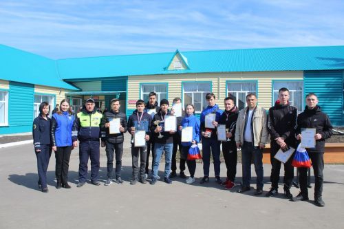 В Дрожжановском техникуме прошел конкурс по автомногоборью среди студентов