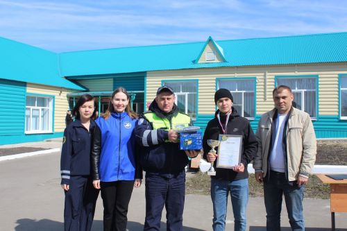 В Дрожжановском техникуме прошел конкурс по автомногоборью среди студентов