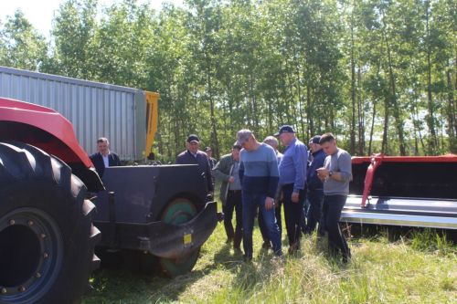 В Дрожжановском районе проверили готовность кормозаготовительной техники