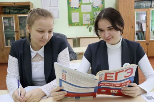 Если вдруг не удалось: разрешить учащимся пересдавать ЕГЭ летом предложили в Государственной Думе РФ