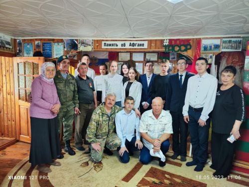 Воины-афганцы провели урок мужества для учащихся Дрожжановского района