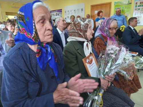 Новоильмовская школа Дрожжановского района отметила 160-летие