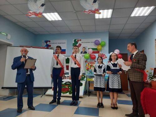 В Новокакерлинской школе Дрожжановского района прозвенел последний звонок