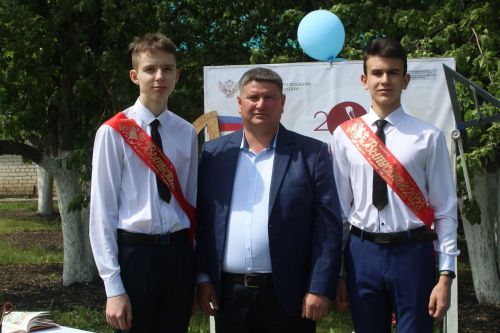 В Новокакерлинской школе Дрожжановского района прозвенел последний звонок