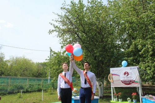 В Новокакерлинской школе Дрожжановского района прозвенел последний звонок