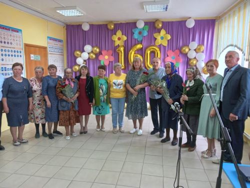 Новоильмовская школа Дрожжановского района отметила 160-летие