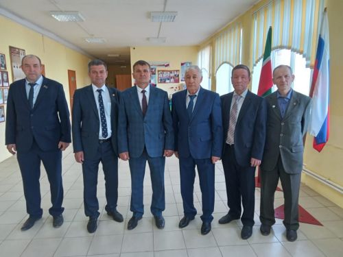 Новоильмовская школа Дрожжановского района отметила 160-летие