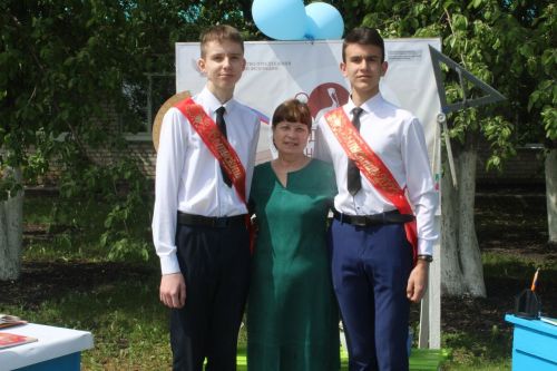 В Новокакерлинской школе Дрожжановского района прозвенел последний звонок