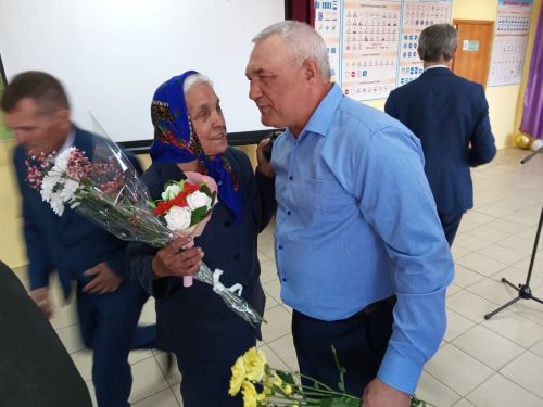 Новоильмовская школа Дрожжановского района отметила 160-летие
