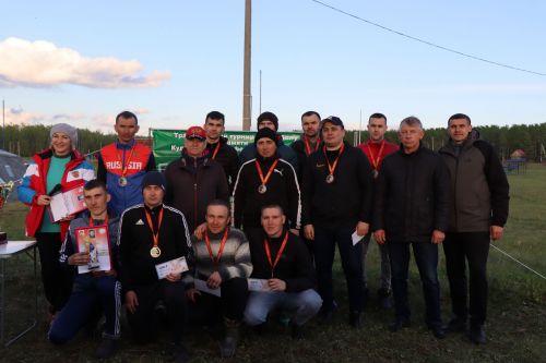 Дрожжановский турнир по футболу памяти Кудрявцева Тимофея Арсентьевича состоялся: победители награждены