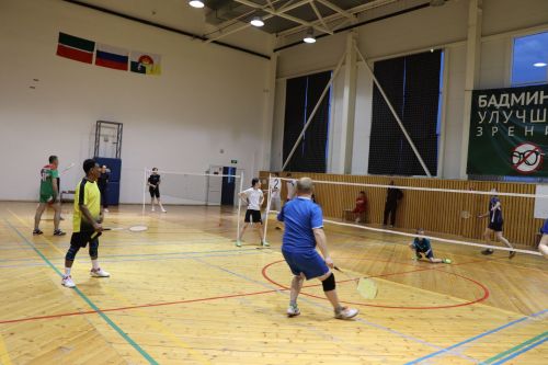 Турнир по бадминтону приуроченный ко Дню Победы прошёл в Дрожжановском районе