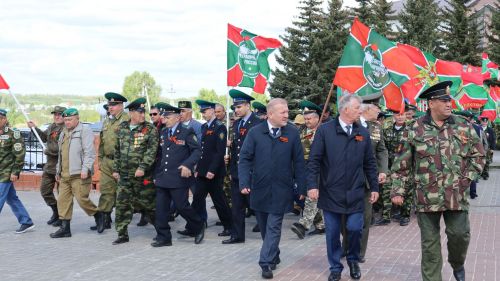«Пограничникам всех поколений» посвящается: в Дрожжановском районе открыт памятник пограничникам