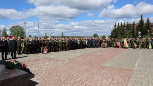 «Пограничникам всех поколений» посвящается: в Дрожжановском районе открыт памятник пограничникам