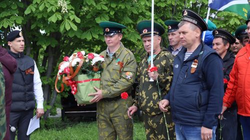 «Пограничникам всех поколений» посвящается: в Дрожжановском районе открыт памятник пограничникам