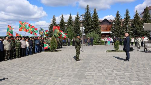 «Пограничникам всех поколений» посвящается: в Дрожжановском районе открыт памятник пограничникам