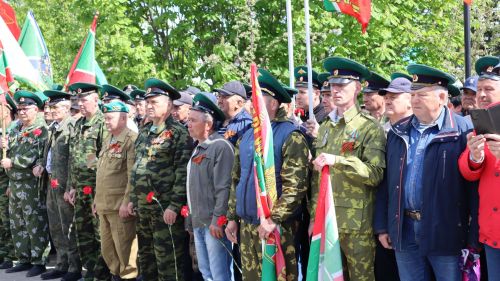 «Пограничникам всех поколений» посвящается: в Дрожжановском районе открыт памятник пограничникам