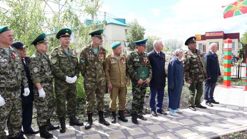 «Пограничникам всех поколений» посвящается: в Дрожжановском районе открыт памятник пограничникам