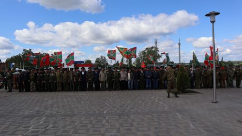 «Пограничникам всех поколений» посвящается: в Дрожжановском районе открыт памятник пограничникам