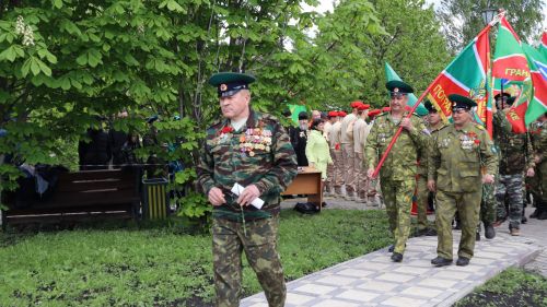 «Пограничникам всех поколений» посвящается: в Дрожжановском районе открыт памятник пограничникам