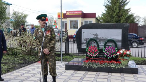 «Пограничникам всех поколений» посвящается: в Дрожжановском районе открыт памятник пограничникам
