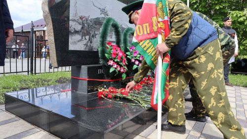 «Пограничникам всех поколений» посвящается: в Дрожжановском районе открыт памятник пограничникам
