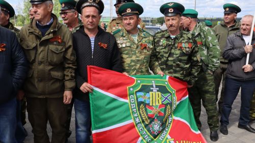 «Пограничникам всех поколений» посвящается: в Дрожжановском районе открыт памятник пограничникам