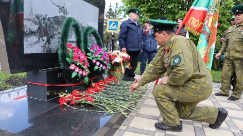 «Пограничникам всех поколений» посвящается: в Дрожжановском районе открыт памятник пограничникам