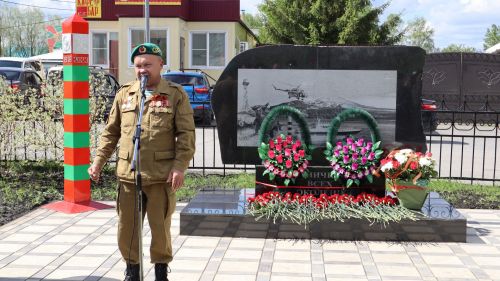 «Пограничникам всех поколений» посвящается: в Дрожжановском районе открыт памятник пограничникам