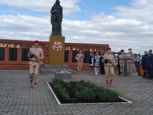 В канун Дня Победы в селе Матаки Дрожжановского района прошел митинг