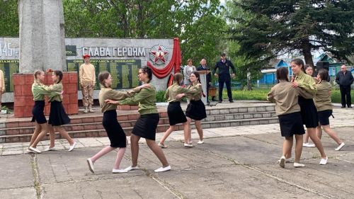 Помним: у мемориала Победы в селе Старое Шаймурзино состоялся торжественный митинг, посвященный 78-й годовщине Победы в Великой Отечественной войне