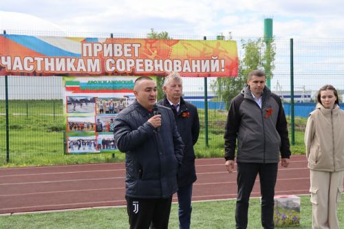 Традиционный открытый районный турнир по мини-футболу памяти Марата Салахова на Дрожжановской земле состоялся
