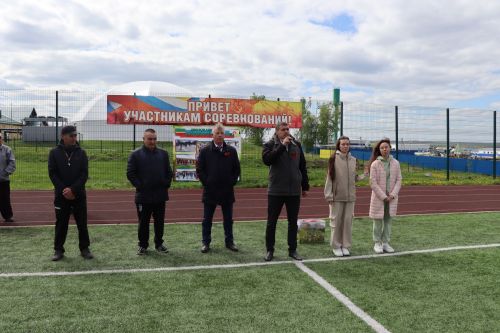 Традиционный открытый районный турнир по мини-футболу памяти Марата Салахова на Дрожжановской земле состоялся
