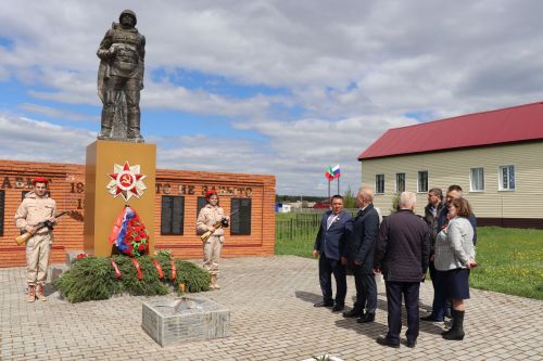 Уехала на велосипеде: Дрожжановский турнир по борьбе памяти Героя Советского Союза С.А Уганина состоялся