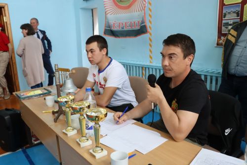Уехала на велосипеде: Дрожжановский турнир по борьбе памяти Героя Советского Союза С.А Уганина состоялся