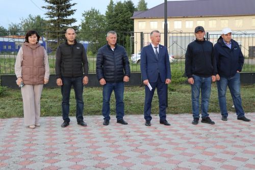 Дрожжановских ребят проводили на службу в армию