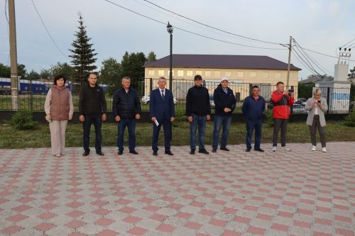 Дрожжановских ребят проводили на службу в армию