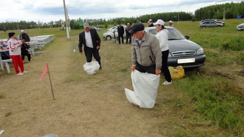 Чүпрәледә пенсионерлар Сабантуйга җыелды