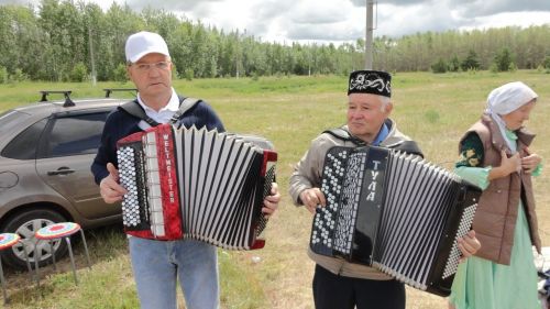 Чүпрәледә пенсионерлар Сабантуйга җыелды