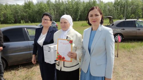 Чүпрәледә пенсионерлар Сабантуйга җыелды
