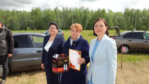 Чүпрәледә пенсионерлар Сабантуйга җыелды